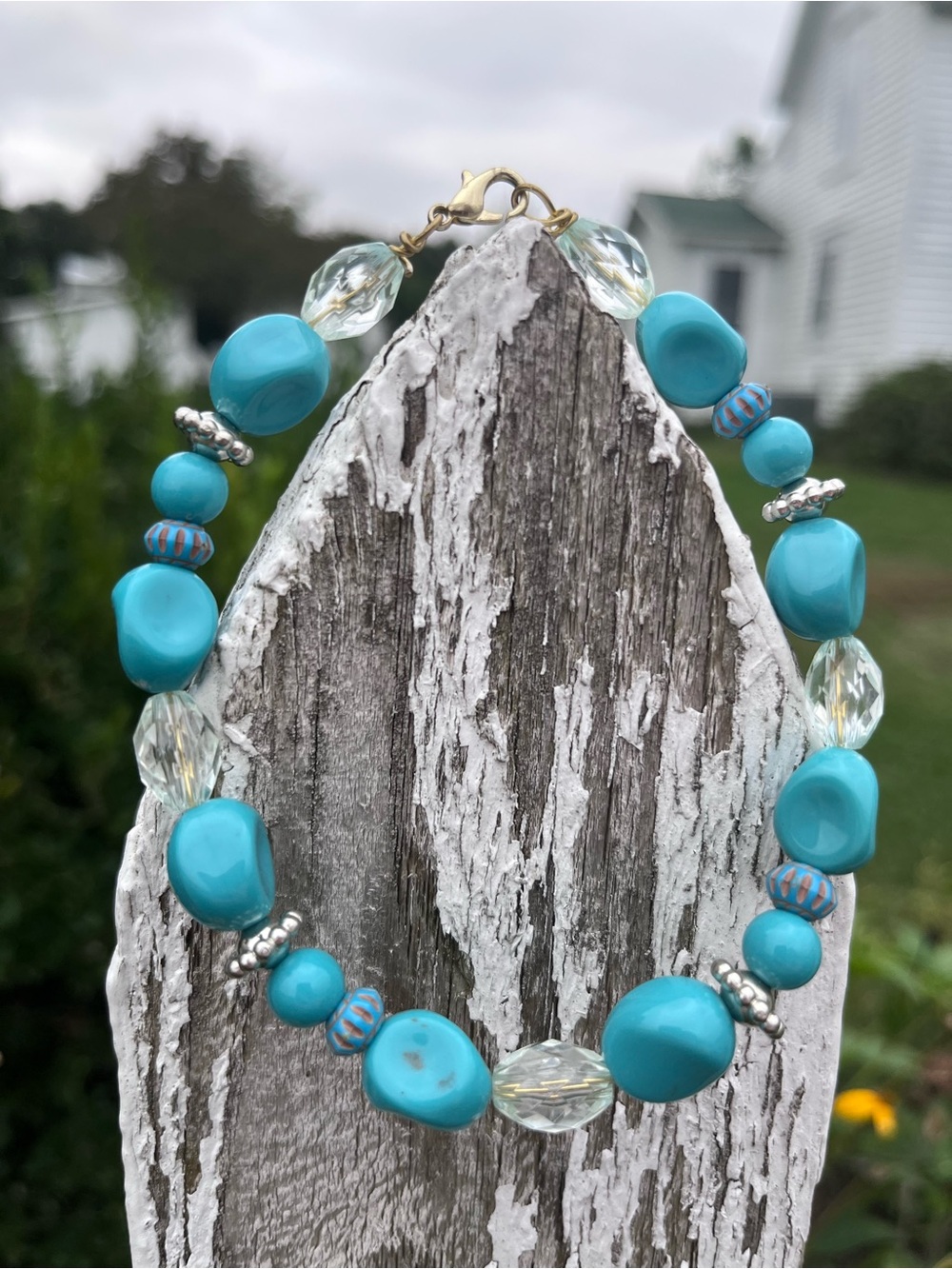 Hand Crafted Turquoise Style Blue Beaded Bracelet with Clear Accents